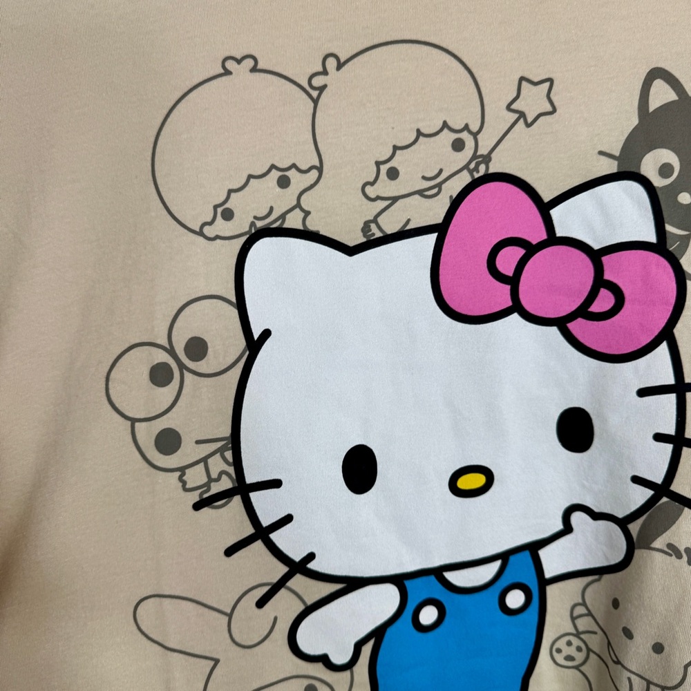 NWT. Sanrio Hello Kitty and Friends graphic t-shirt 3X. - Picture 7 of 13